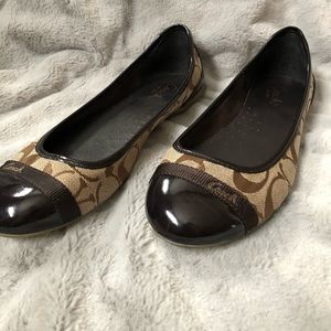 Coach Chelsea flats shoes women size 7.5 Worn once